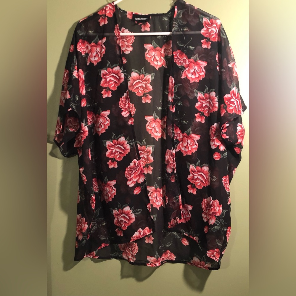 Joe Boxer woman cover blouse